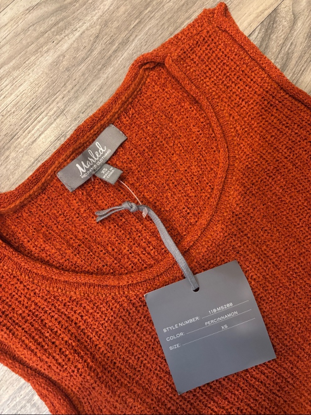 Marled Ribbed Knit Tank in Deep Orange - Picture 3 of 4